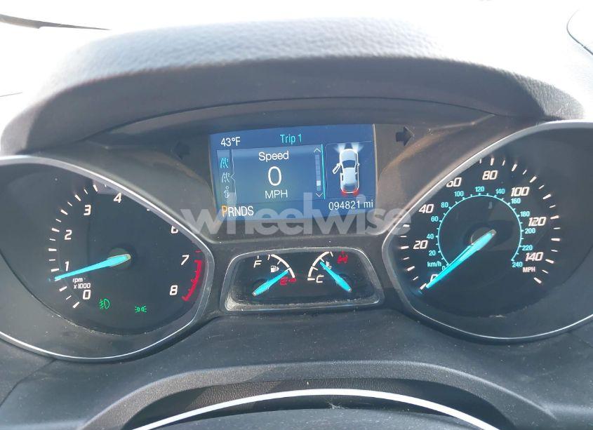 Photo 7 of 2015 Ford Escape SE (VIN 1FMCU9GX2FUA98342)