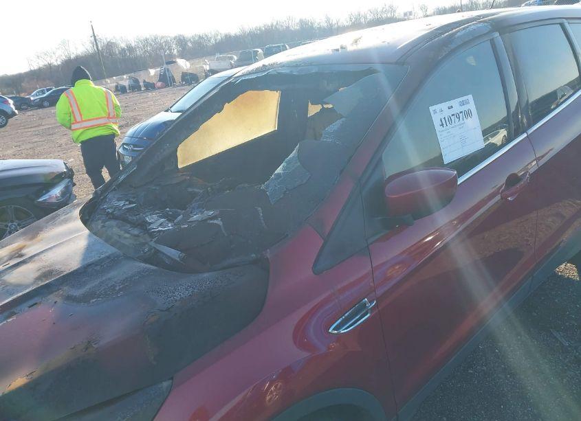 Photo 6 of 2015 Ford Escape SE (VIN 1FMCU9GX2FUB55073)