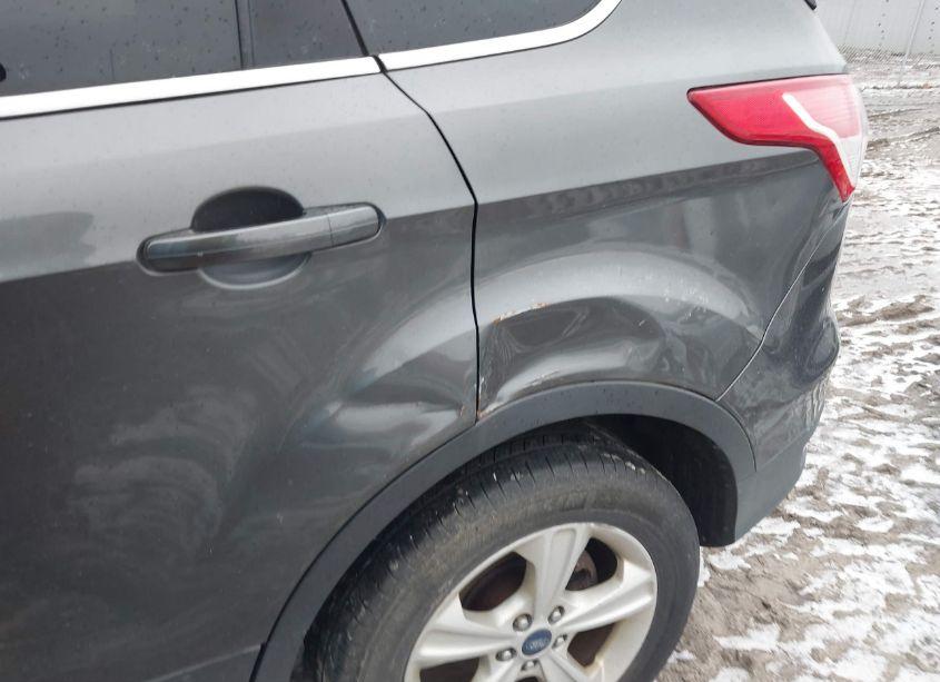 Photo 6 of 2015 Ford Escape SE (VIN 1FMCU9GX2FUB74335)