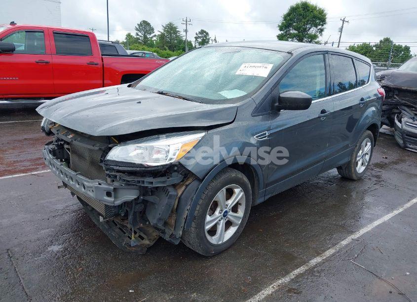 Photo 2 of 2015 Ford Escape SE (VIN 1FMCU9GX2FUC33710)