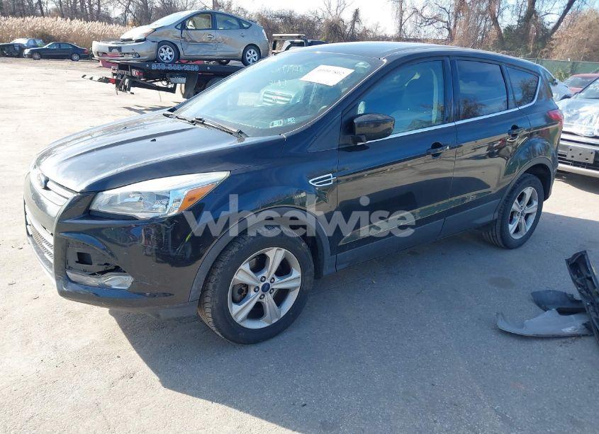 Photo 2 of 2015 Ford Escape SE (VIN 1FMCU9GX2FUC39166)