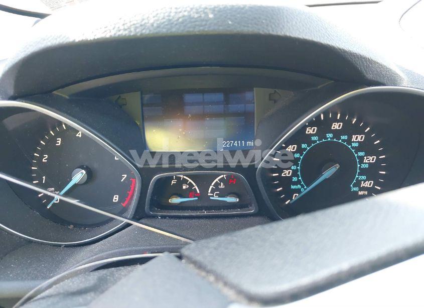 Photo 7 of 2015 Ford Escape SE (VIN 1FMCU9GX2FUC81742)