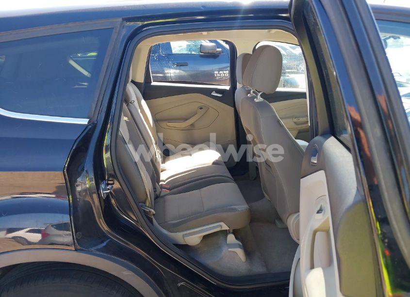 Photo 8 of 2016 Ford Escape SE (VIN 1FMCU9GX2GUA59753)