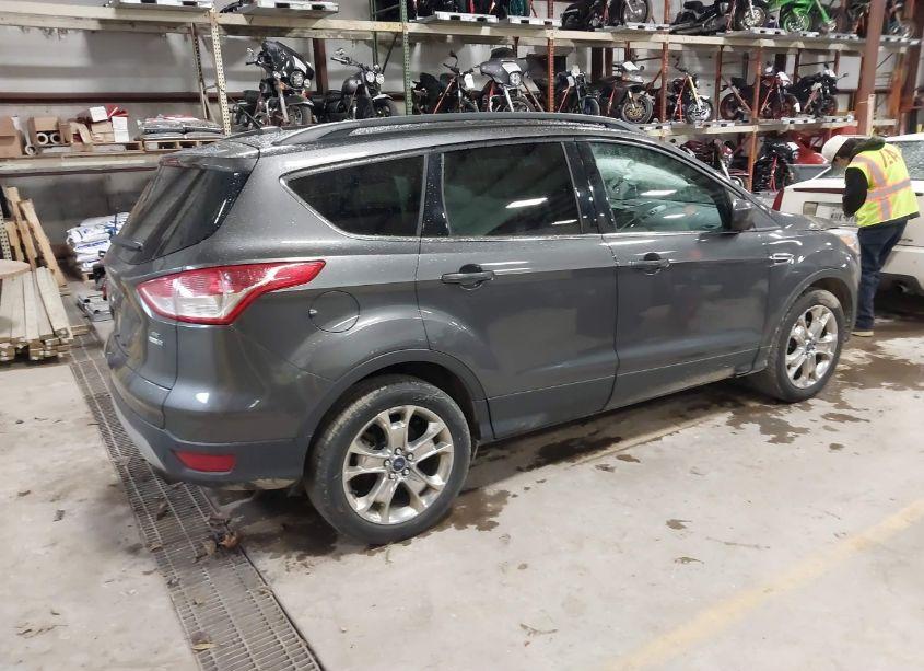 Photo 4 of 2016 Ford Escape SE (VIN 1FMCU9GX2GUA64175)