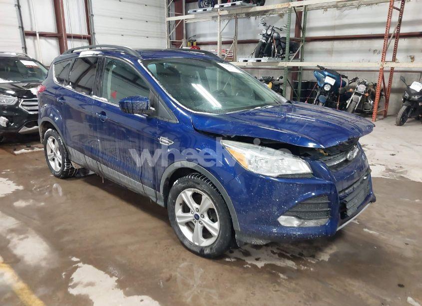2016 Ford Escape SE (VIN 1FMCU9GX2GUB86194) main photo
