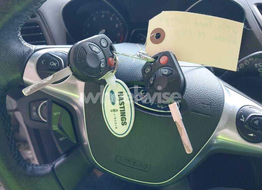 Photo 11 of 2016 Ford Escape SE (VIN 1FMCU9GX2GUC26760)