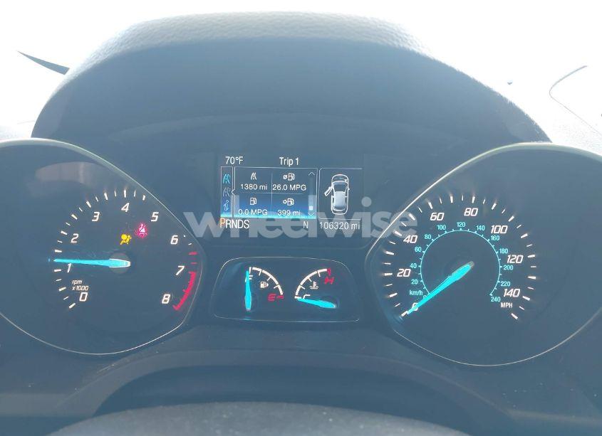 Photo 7 of 2016 Ford Escape SE (VIN 1FMCU9GX2GUC26760)