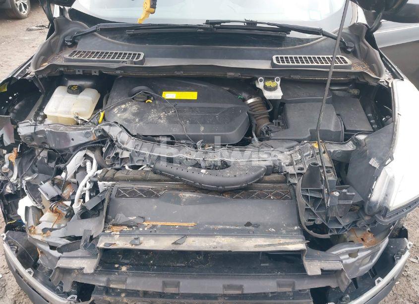 Photo 10 of 2016 Ford Escape SE (VIN 1FMCU9GX2GUC33188)