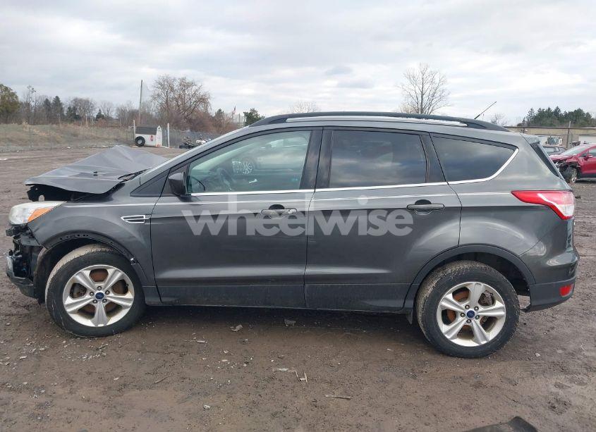 Photo 15 of 2016 Ford Escape SE (VIN 1FMCU9GX2GUC33188)