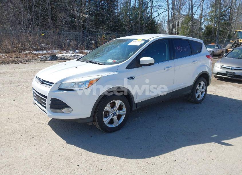 Photo 2 of 2013 Ford Escape SE (VIN 1FMCU9GX3DUA24571)