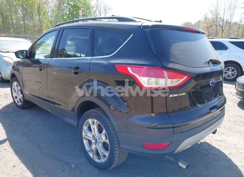 Photo 3 of 2013 Ford Escape SE (VIN 1FMCU9GX3DUA51379)