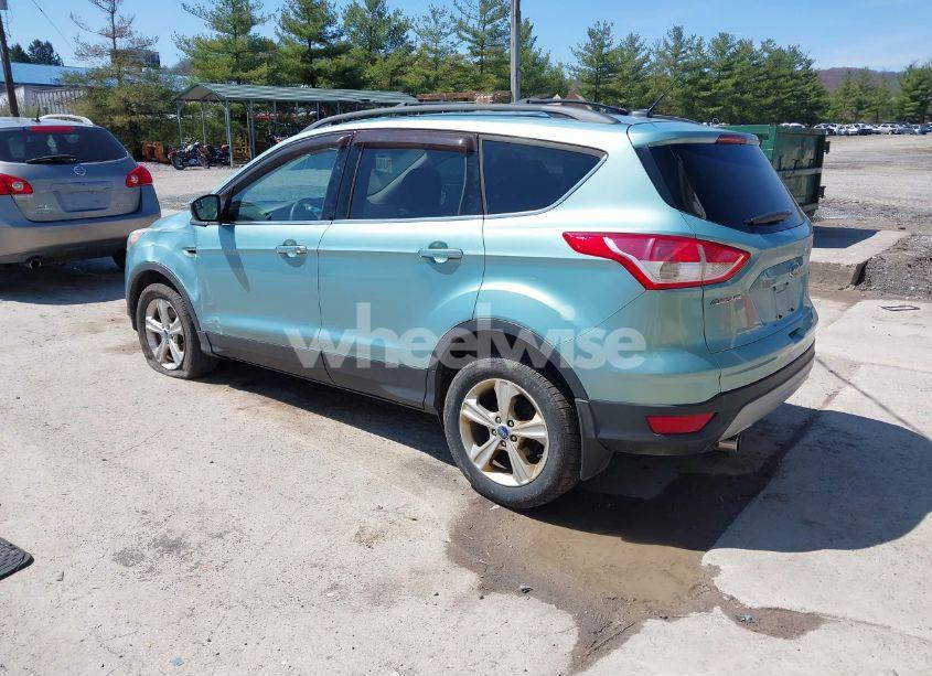 Photo 3 of 2013 Ford Escape SE (VIN 1FMCU9GX3DUB21947)