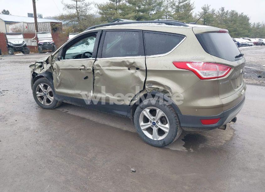 Photo 3 of 2013 Ford Escape SE (VIN 1FMCU9GX3DUB35850)