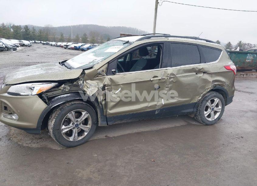 Photo 6 of 2013 Ford Escape SE (VIN 1FMCU9GX3DUB35850)