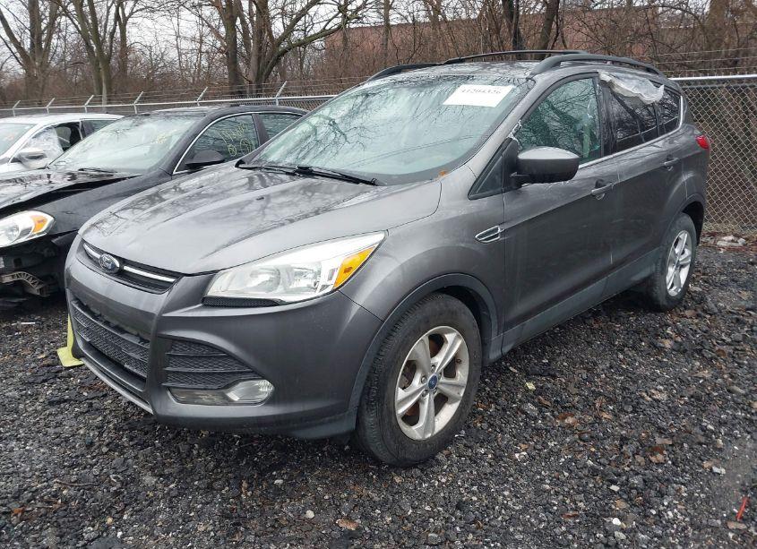 Photo 2 of 2013 Ford Escape SE (VIN 1FMCU9GX3DUB56276)