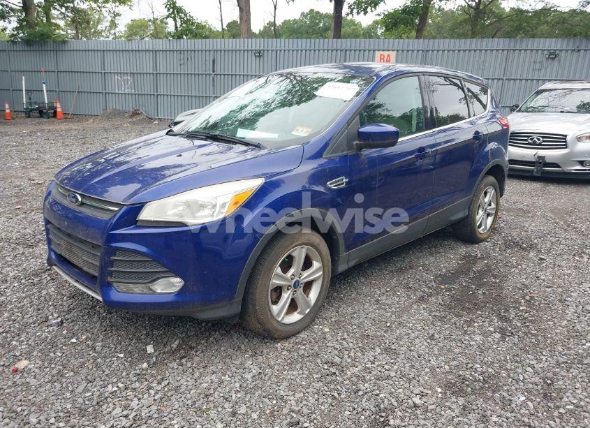 Photo 2 of 2013 Ford Escape SE (VIN 1FMCU9GX3DUB71893)