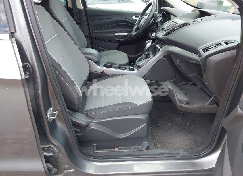 Photo 5 of 2013 Ford Escape SE (VIN 1FMCU9GX3DUD35255)