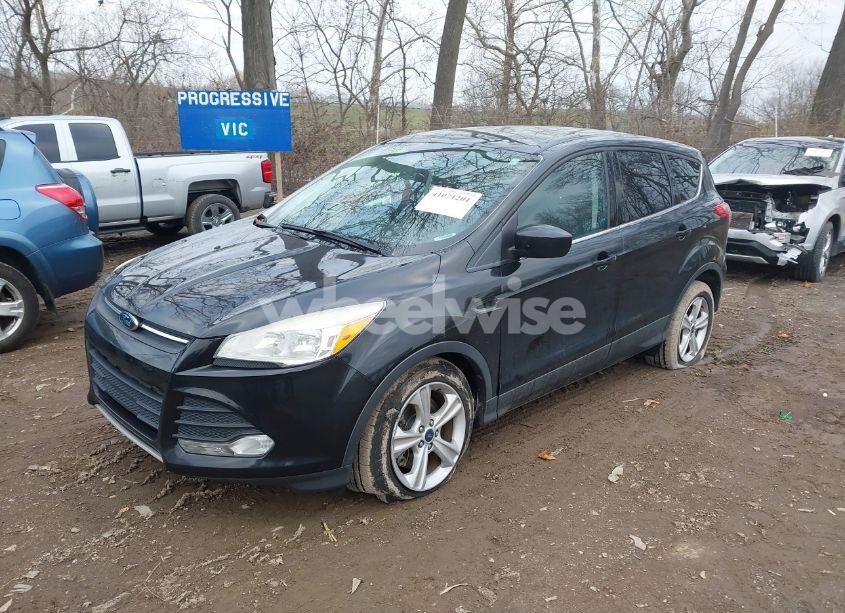 Photo 2 of 2013 Ford Escape SE (VIN 1FMCU9GX3DUD56591)
