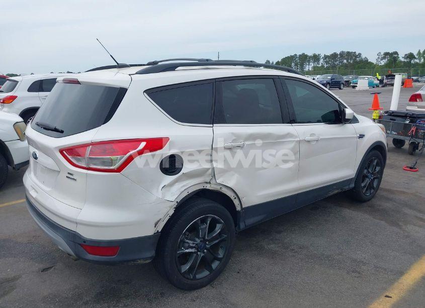 Photo 4 of 2014 Ford Escape SE (VIN 1FMCU9GX3EUA26323)