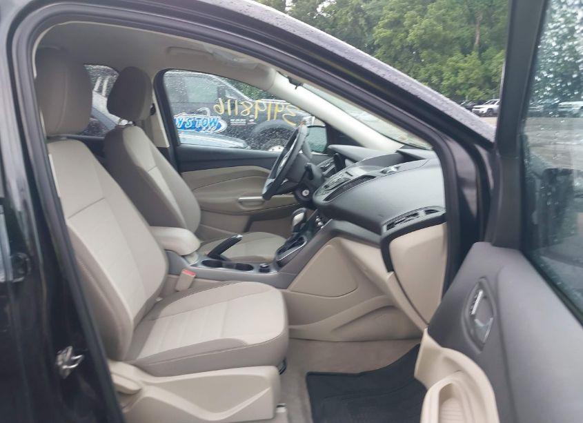 Photo 5 of 2014 Ford Escape SE (VIN 1FMCU9GX3EUA31148)