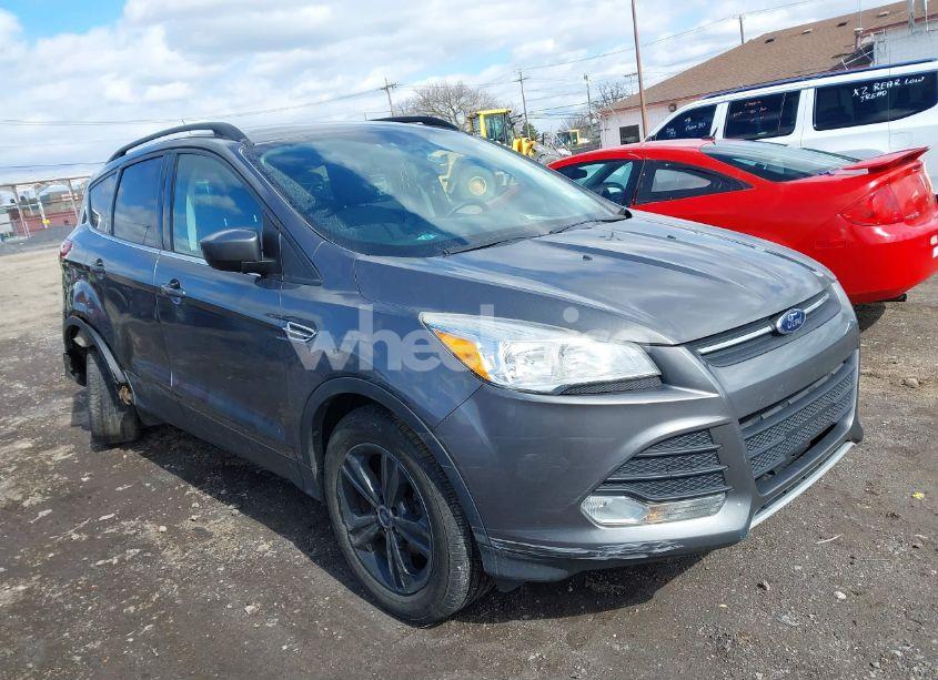 2014 Ford Escape SE (VIN 1FMCU9GX3EUB26129) main photo