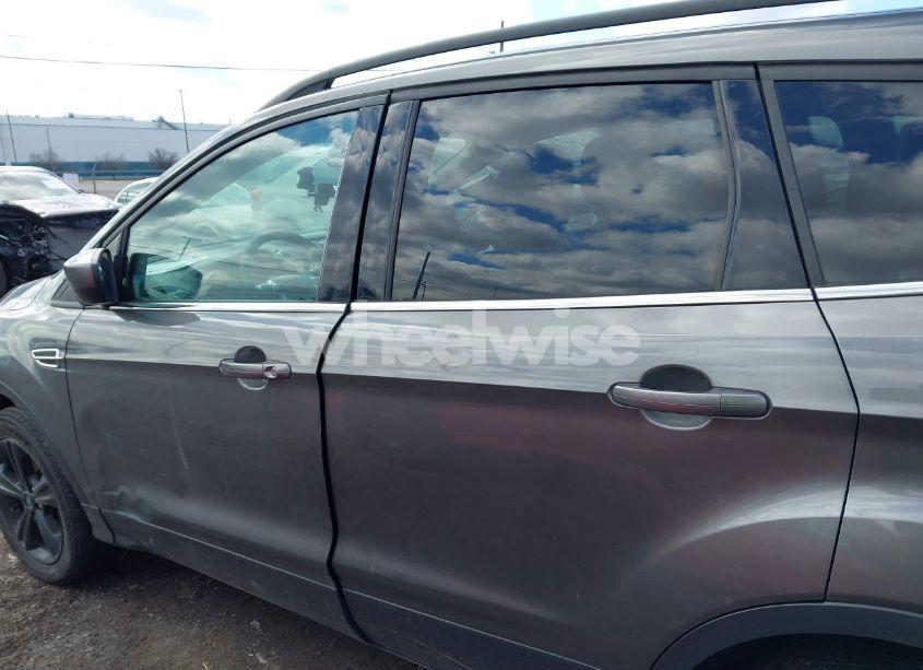 Photo 14 of 2014 Ford Escape SE (VIN 1FMCU9GX3EUB26129)