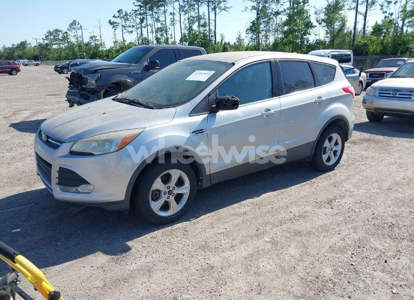 Photo 2 of 2014 Ford Escape SE (VIN 1FMCU9GX3EUB75802)