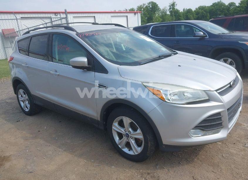 2014 Ford Escape SE (VIN 1FMCU9GX3EUB83978) main photo