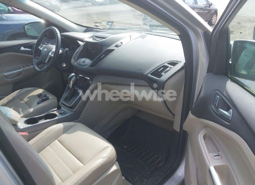 Photo 5 of 2014 Ford Escape SE (VIN 1FMCU9GX3EUB83978)