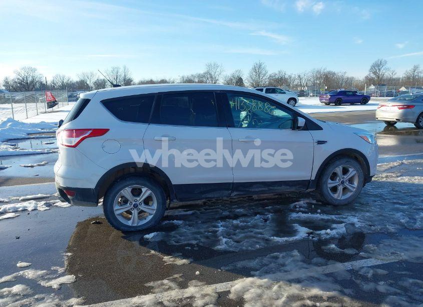 Photo 13 of 2014 Ford Escape SE (VIN 1FMCU9GX3EUC46397)