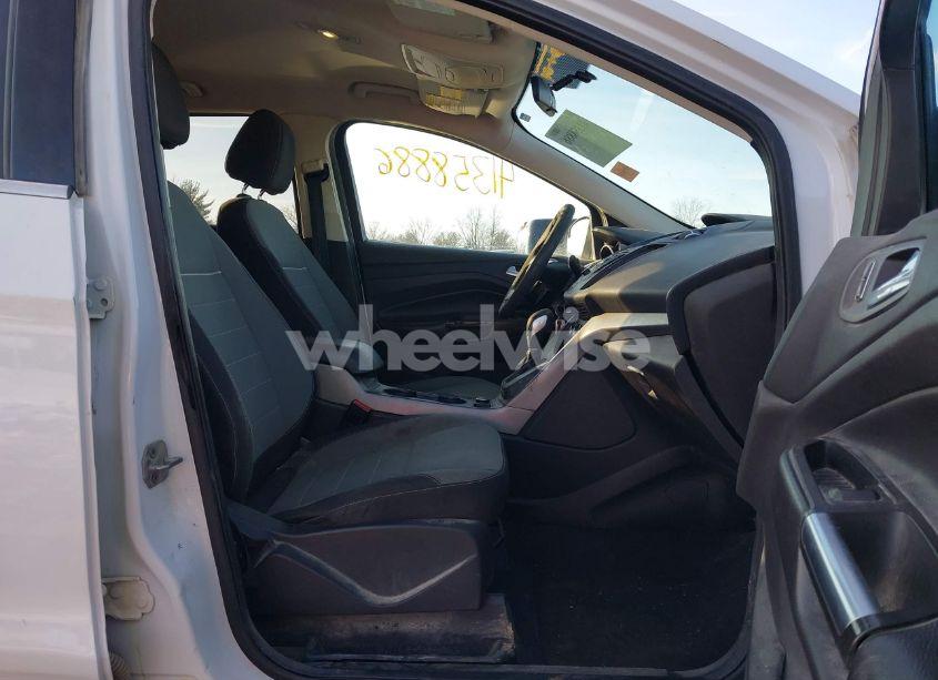 Photo 5 of 2014 Ford Escape SE (VIN 1FMCU9GX3EUC46397)