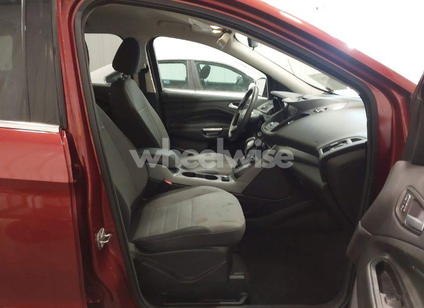 Photo 5 of 2015 Ford Escape SE (VIN 1FMCU9GX3FUA35458)