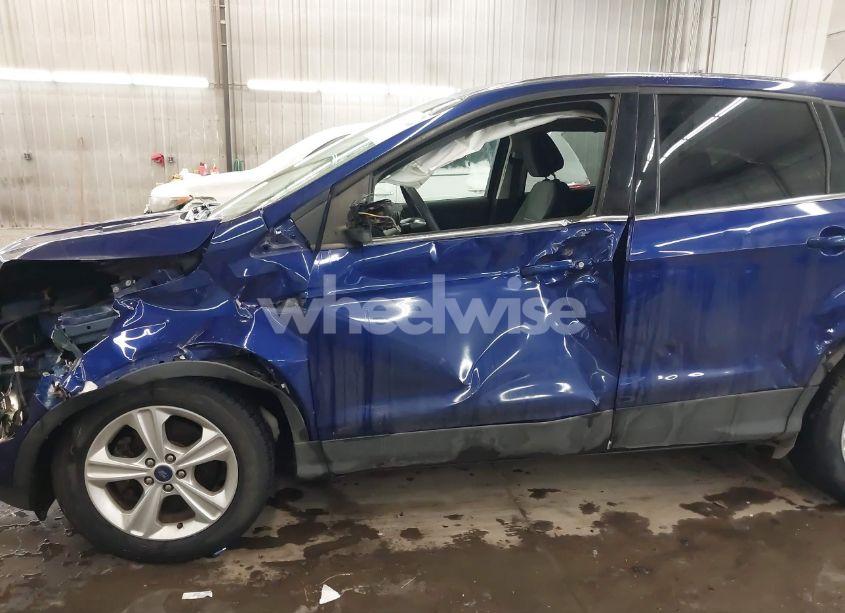 Photo 6 of 2015 Ford Escape SE (VIN 1FMCU9GX3FUB62646)