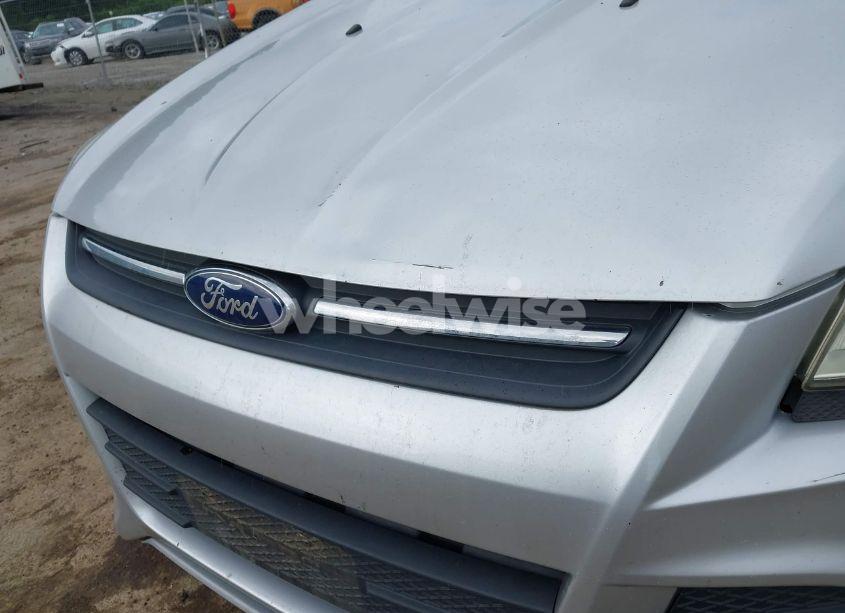 Photo 12 of 2015 Ford Escape SE (VIN 1FMCU9GX3FUB90902)