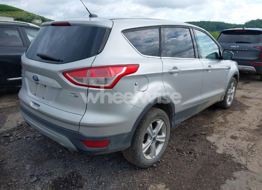 Photo 4 of 2015 Ford Escape SE (VIN 1FMCU9GX3FUB90902)