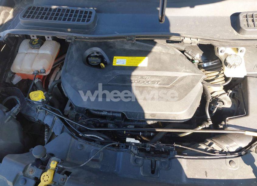 Photo 10 of 2015 Ford Escape SE (VIN 1FMCU9GX3FUC10064)