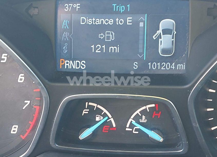 Photo 7 of 2015 Ford Escape SE (VIN 1FMCU9GX3FUC10064)