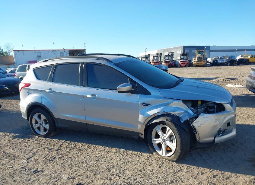 Photo 13 of 2015 Ford Escape SE (VIN 1FMCU9GX3FUC63332)