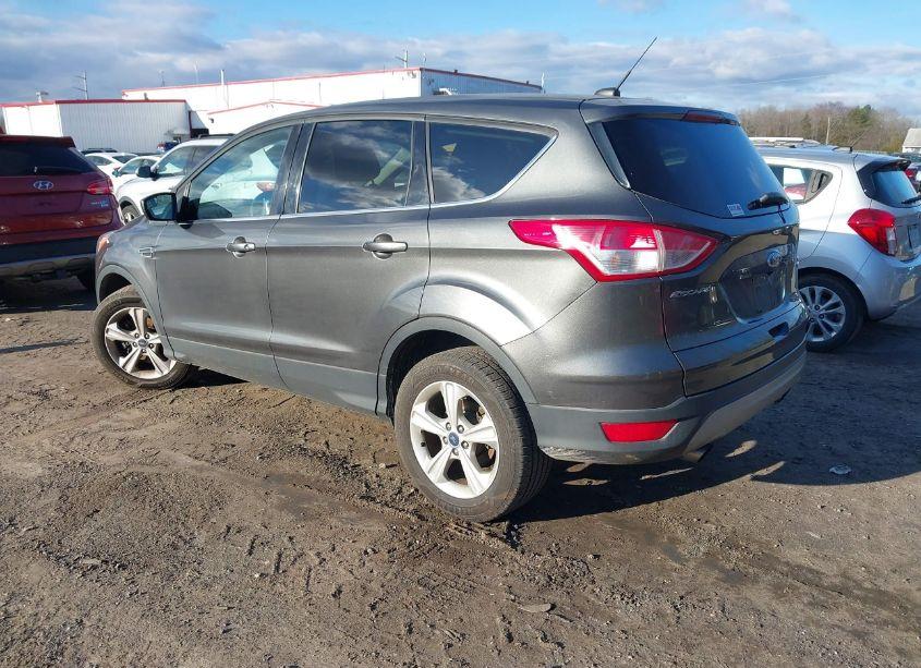 Photo 3 of 2016 Ford Escape SE (VIN 1FMCU9GX3GUA01912)