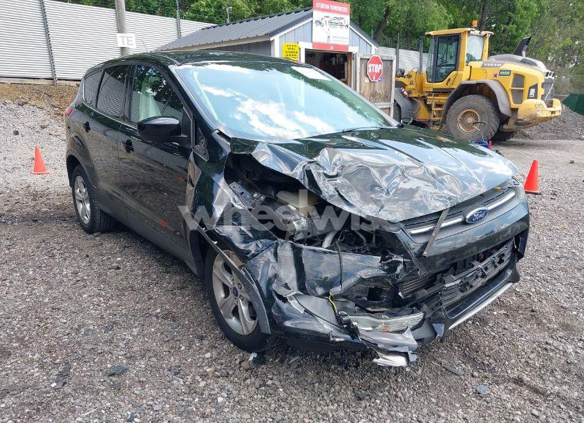 2016 Ford Escape SE (VIN 1FMCU9GX3GUA41732) main photo