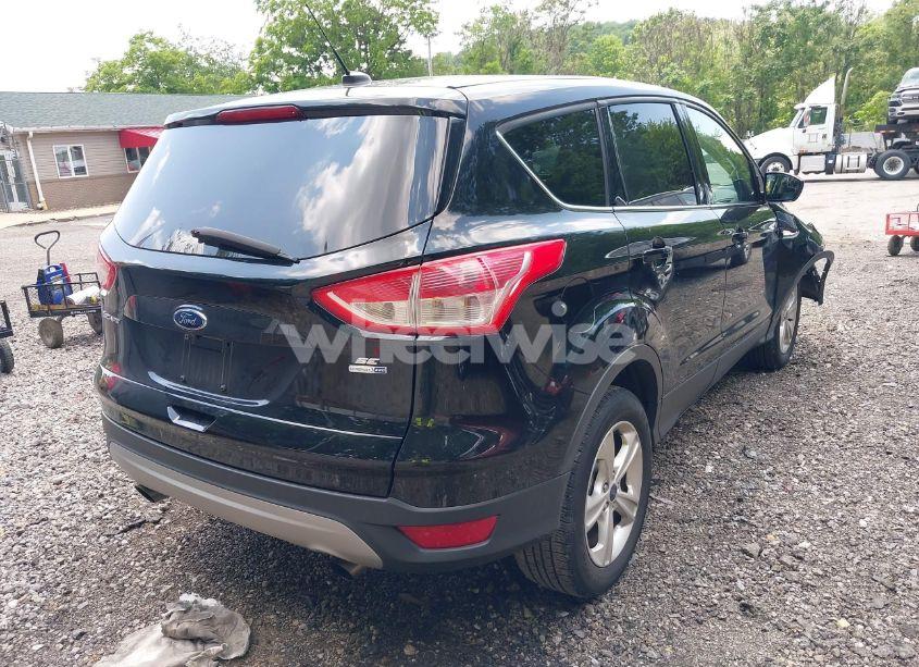 Photo 4 of 2016 Ford Escape SE (VIN 1FMCU9GX3GUA41732)