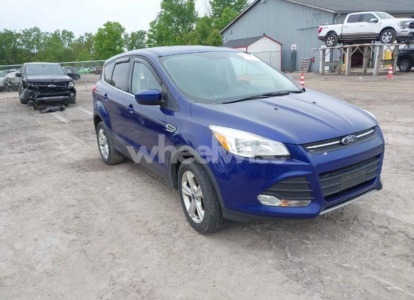 2016 Ford Escape SE (VIN 1FMCU9GX3GUA50964) main photo