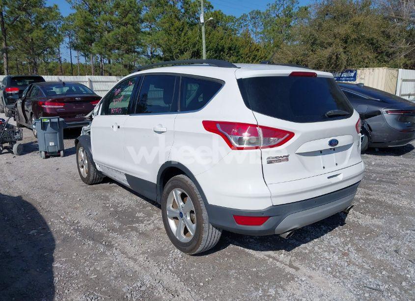 Photo 3 of 2016 Ford Escape SE (VIN 1FMCU9GX3GUA61642)