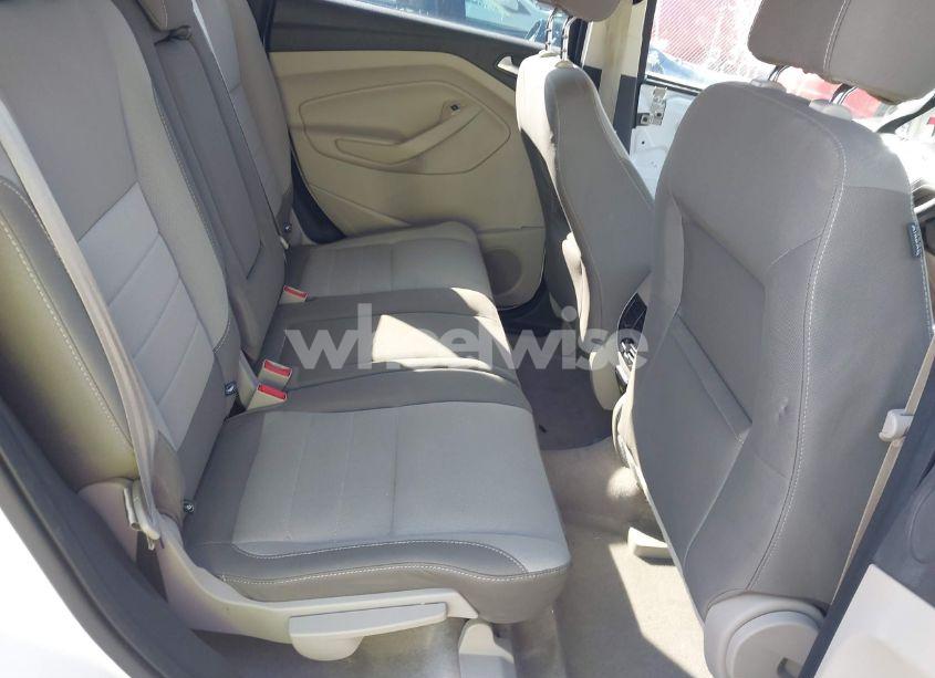 Photo 8 of 2016 Ford Escape SE (VIN 1FMCU9GX3GUA61642)