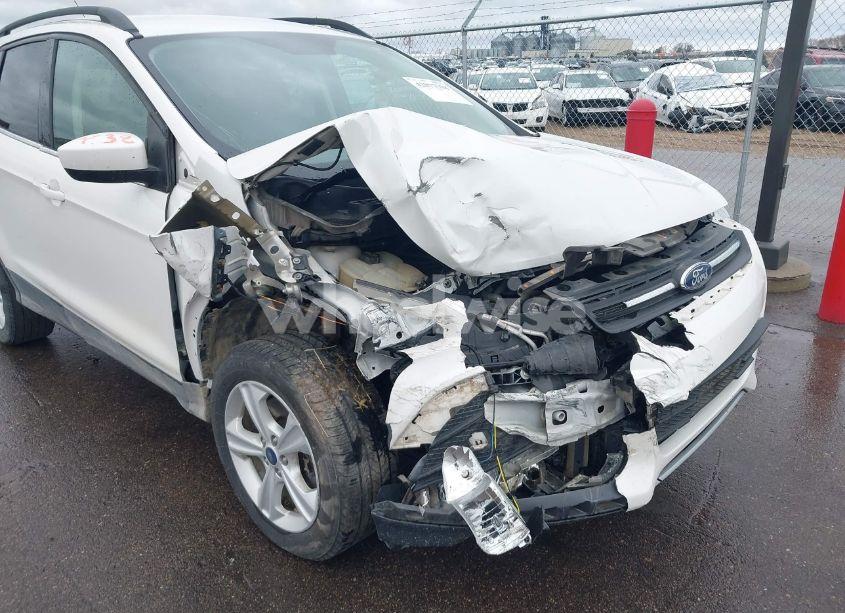 Photo 6 of 2016 Ford Escape SE (VIN 1FMCU9GX3GUA98920)