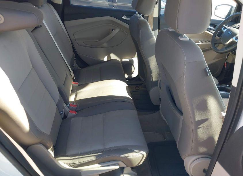 Photo 8 of 2016 Ford Escape SE (VIN 1FMCU9GX3GUB62308)