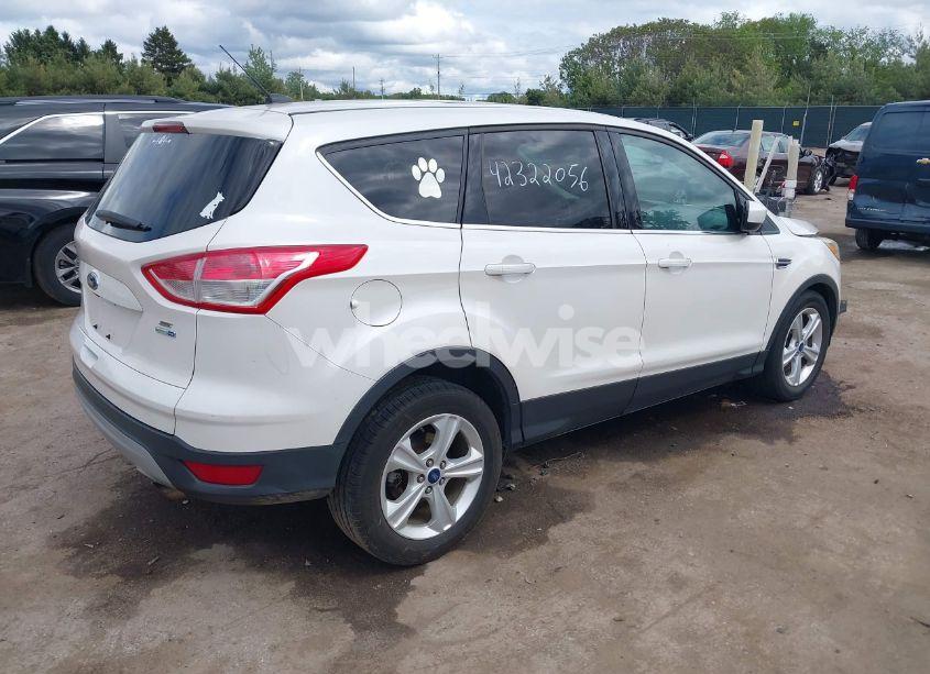 Photo 4 of 2016 Ford Escape SE (VIN 1FMCU9GX3GUB85250)
