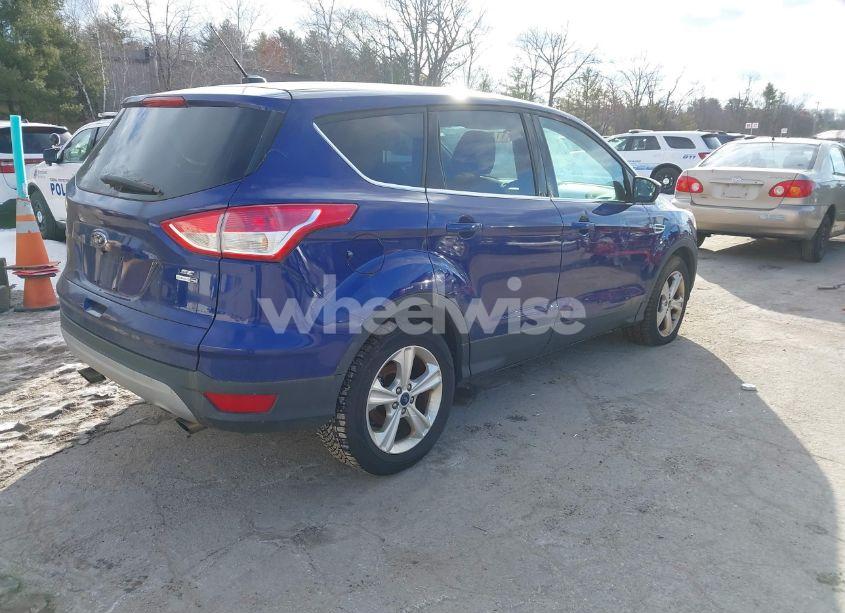 Photo 4 of 2016 Ford Escape SE (VIN 1FMCU9GX3GUB85278)