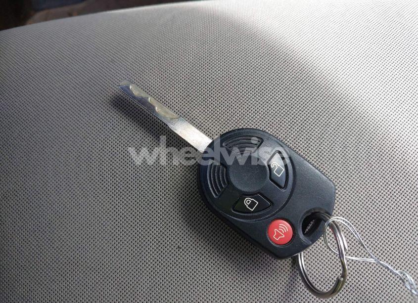 Photo 11 of 2016 Ford Escape SE (VIN 1FMCU9GX3GUC03956)