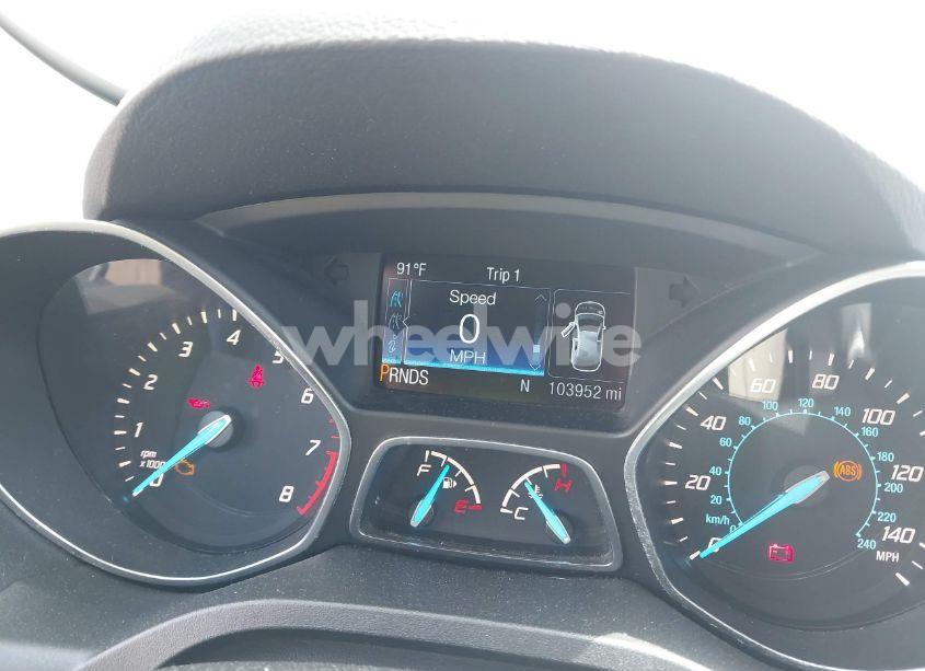 Photo 7 of 2016 Ford Escape SE (VIN 1FMCU9GX3GUC03956)